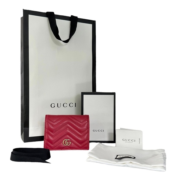 Gucci | Red GG Marmont Matelassé Card Case Wallet - Picture 1 of 14